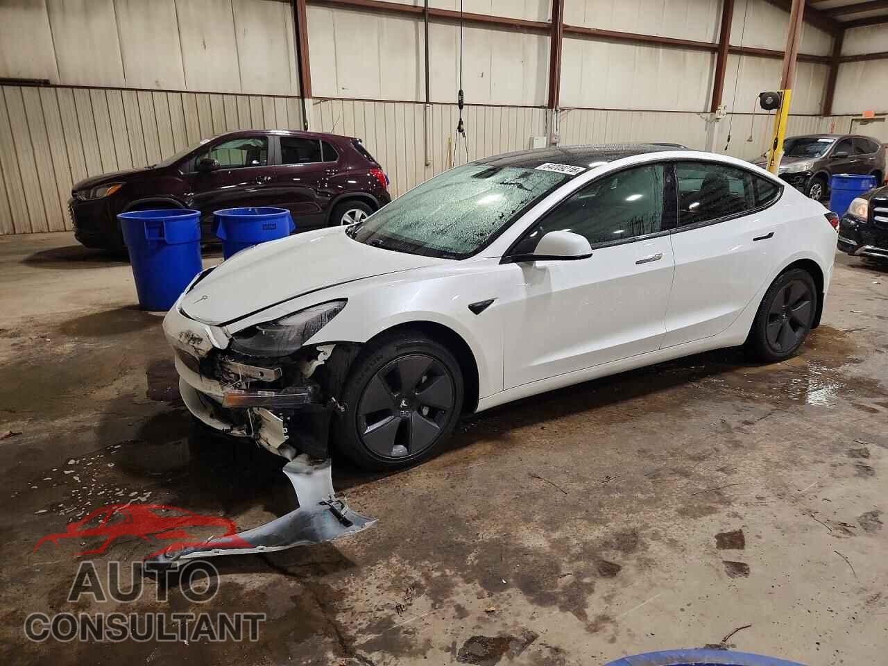 TESLA MODEL 3 2021 - 5YJ3E1EA5MF977499