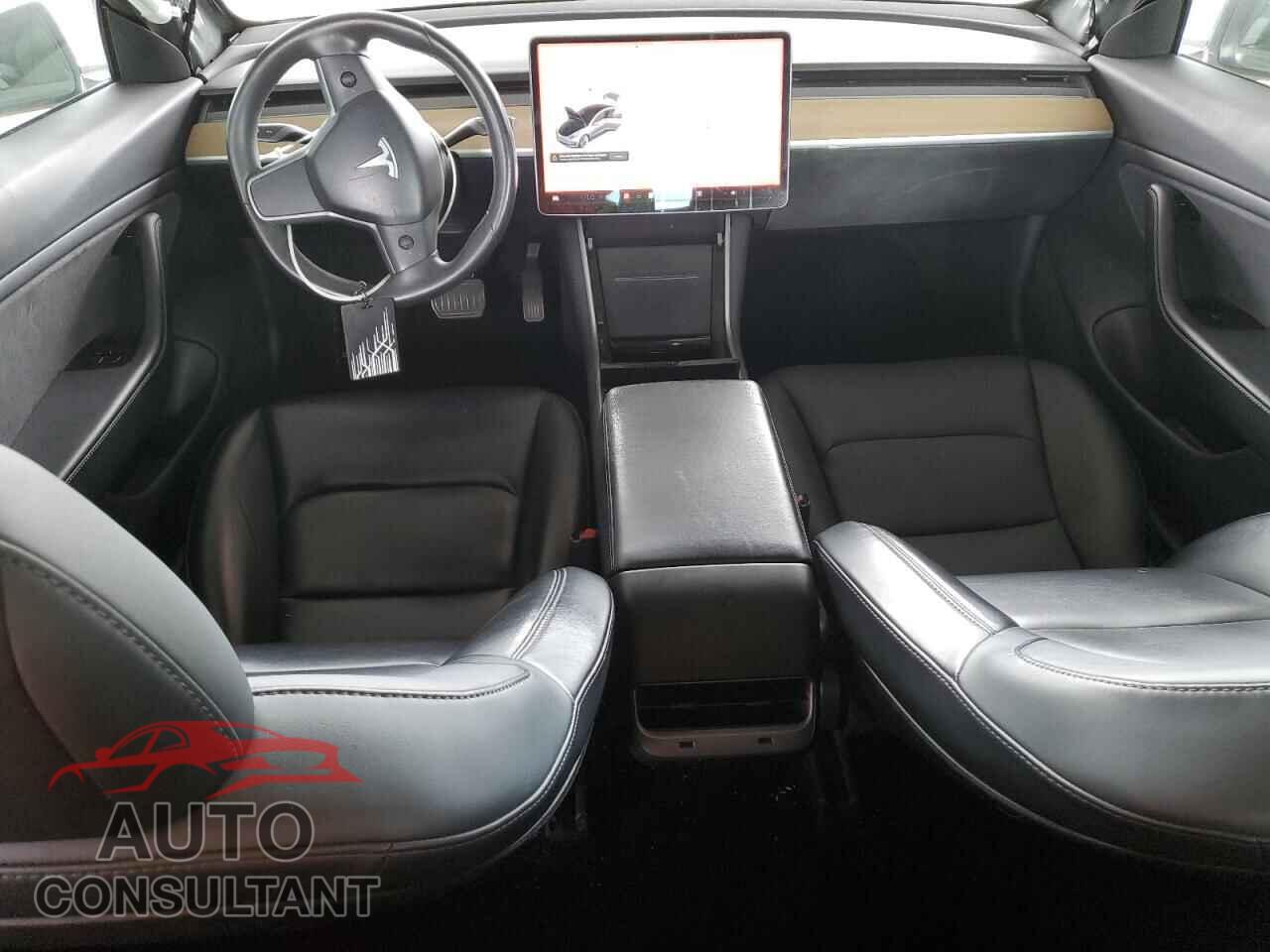 TESLA MODEL 3 2020 - 5YJ3E1EB8LF638100