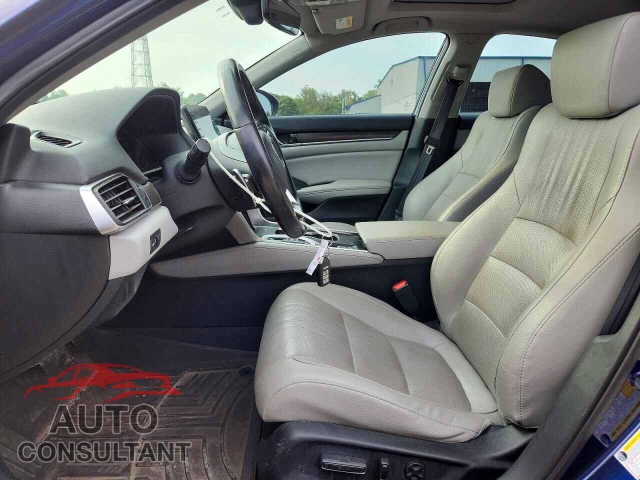 HONDA ACCORD 2020 - 1HGCV2F58LA020039