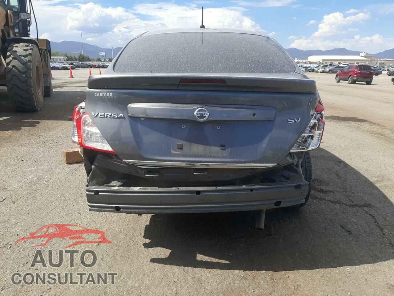 NISSAN VERSA 2017 - 3N1CN7AP4HL853912