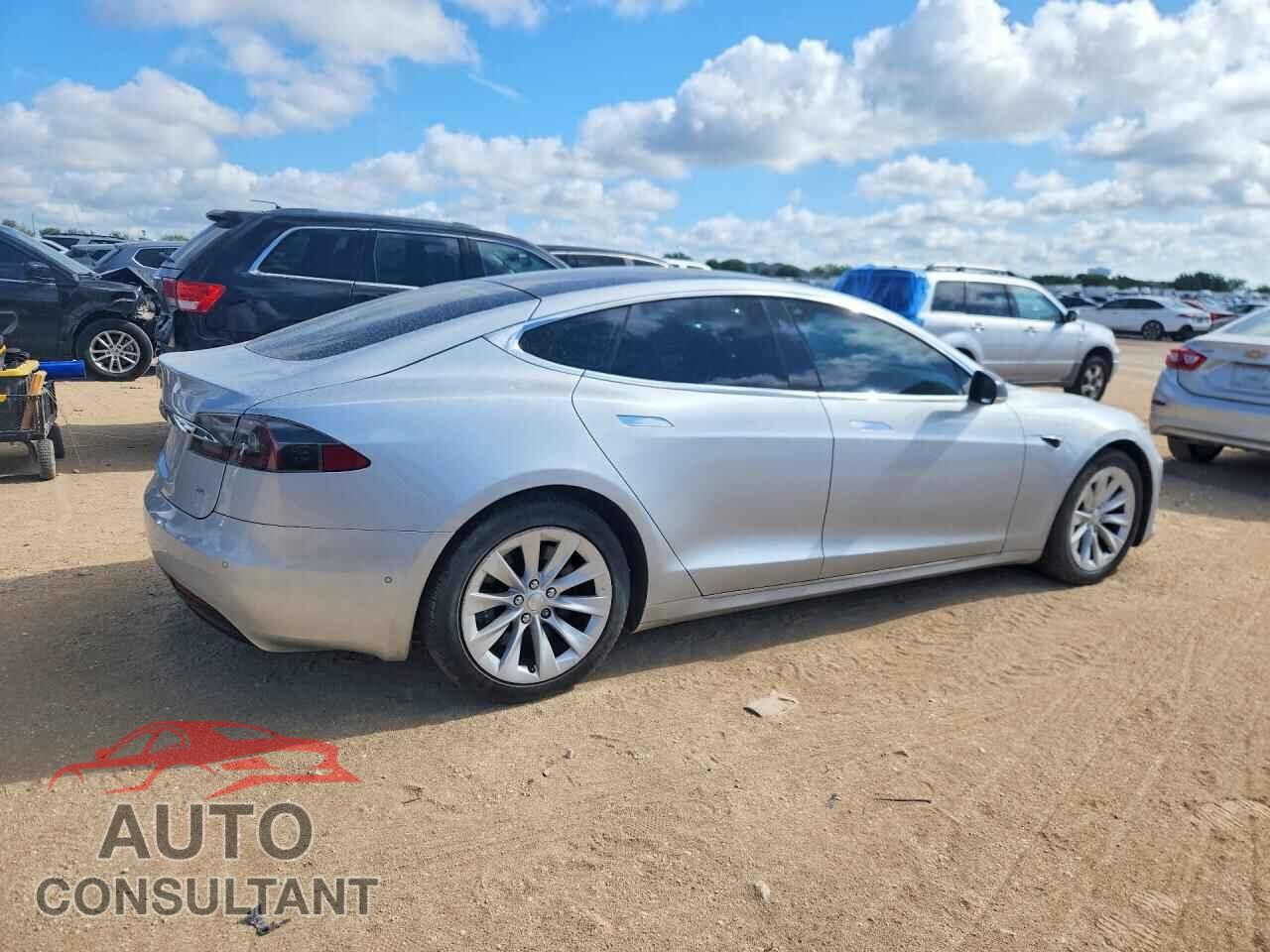 TESLA MODEL S 2017 - 5YJSA1E15HF206781