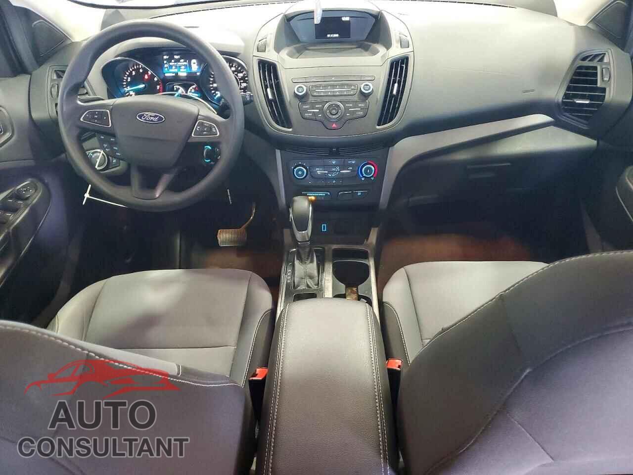 FORD ESCAPE 2019 - 1FMCU0F77KUC47030