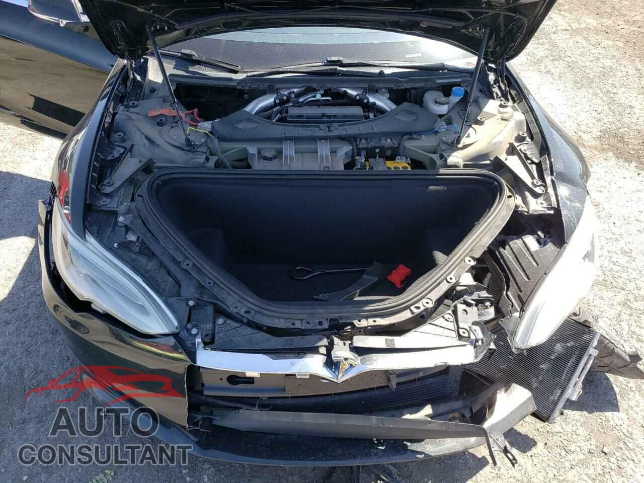 TESLA MODEL S 2017 - 5YJSA1E14HF215231