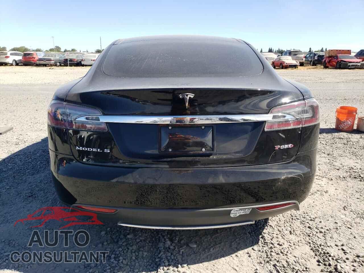 TESLA MODEL S 2014 - 5YJSA1H20EFP65767