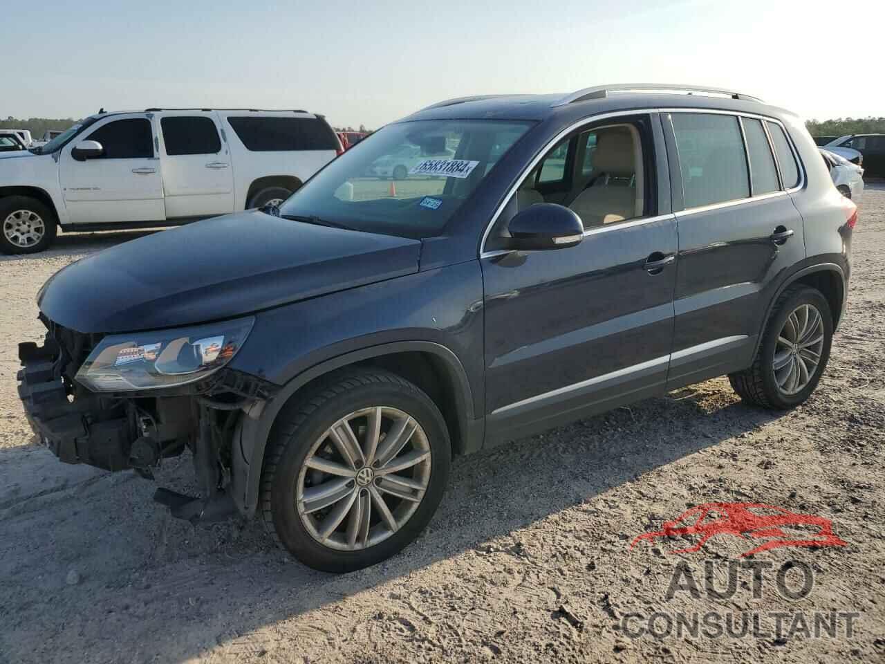 VOLKSWAGEN TIGUAN 2016 - WVGAV7AXXGW597400