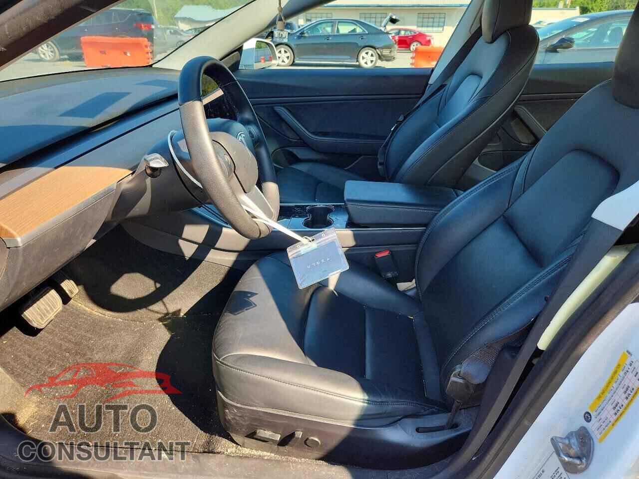 TESLA MODEL 3 2020 - 5YJ3E1EB5LF665075