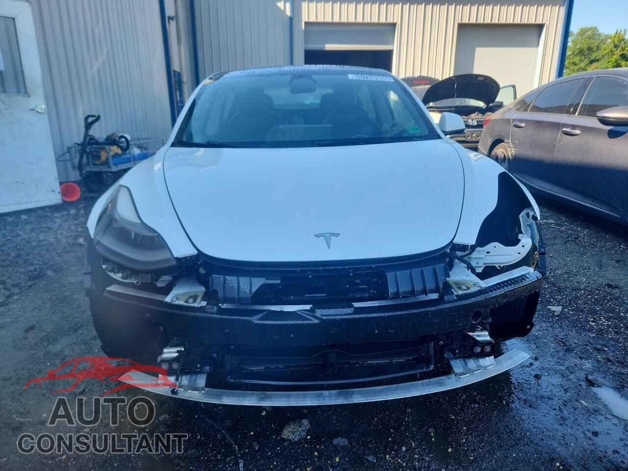 TESLA MODEL 3 2022 - 5YJ3E1EA2NF368971