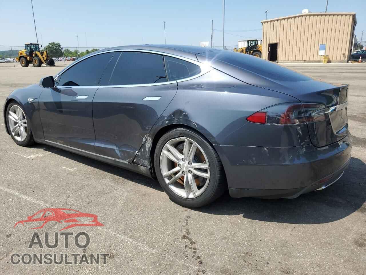 TESLA MODEL S 2015 - 5YJSA1H27FF080862