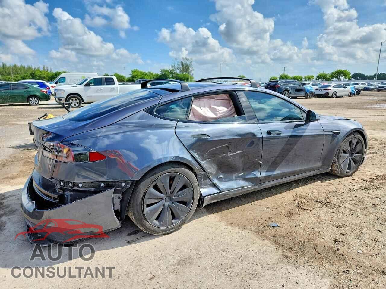 TESLA MODEL S 2021 - 5YJSA1E50MF454157