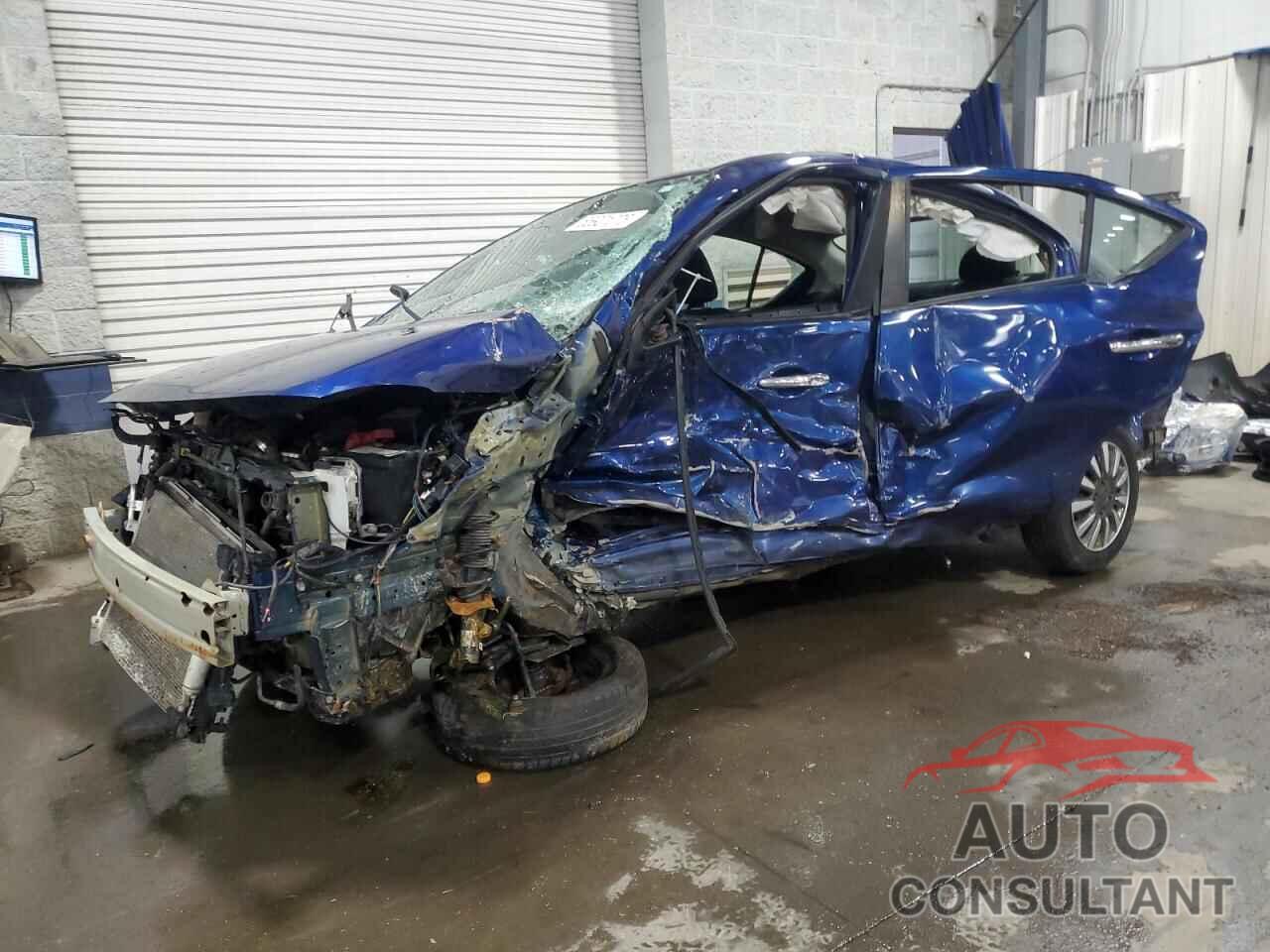 NISSAN VERSA 2019 - 3N1CN7AP4KL823591