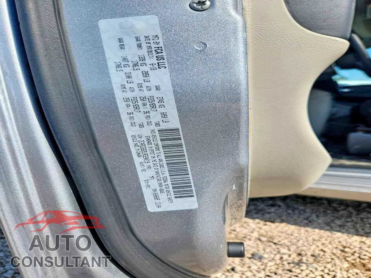 DODGE CARAVAN 2018 - 2C4RDGBG9JR324019