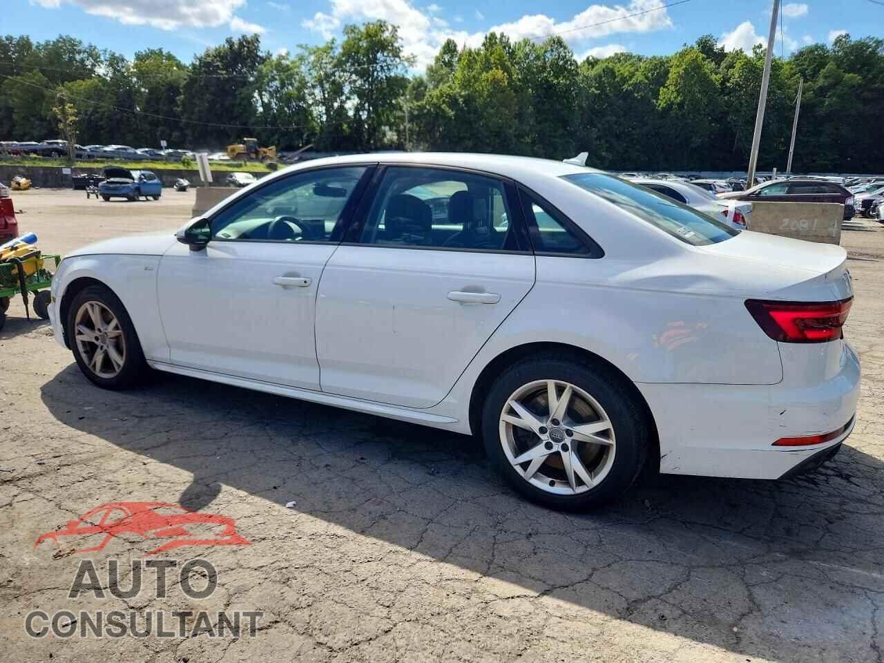 AUDI A4 2018 - WAUDNAF47JA065164
