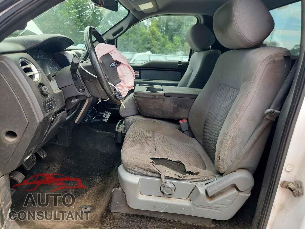 FORD F150 2014 - 1FTMF1EM2EFA26976