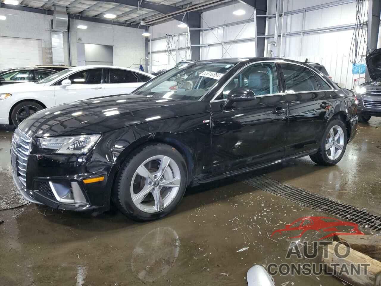 AUDI A4 2019 - WAUDNAF42KA043901