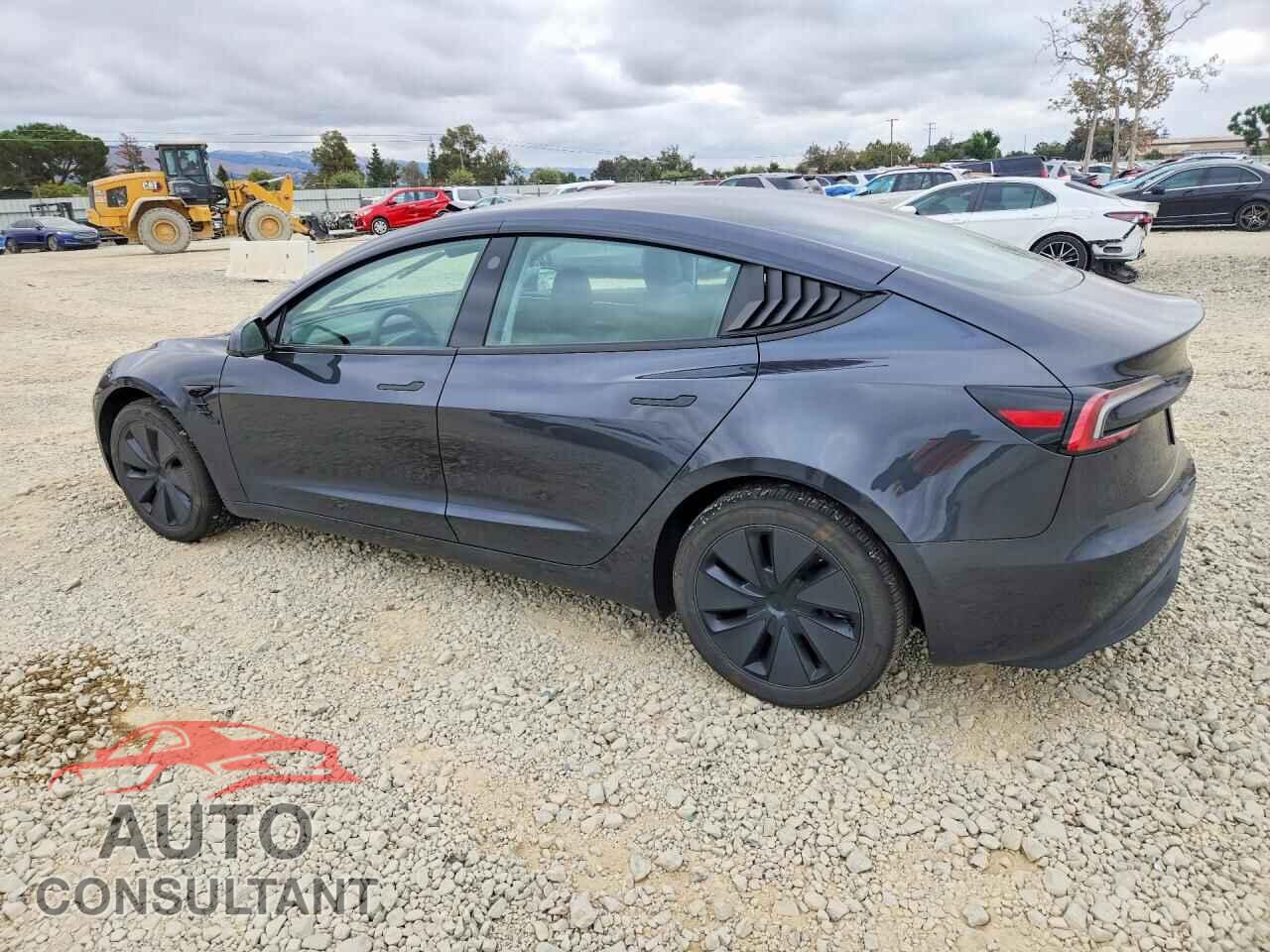 TESLA MODEL 3 2025 - 5YJ3E1EA1SF050593