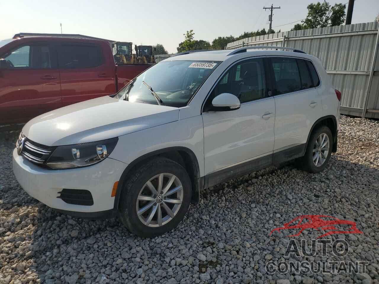 VOLKSWAGEN TIGUAN 2017 - WVGSV7AX2HK002729