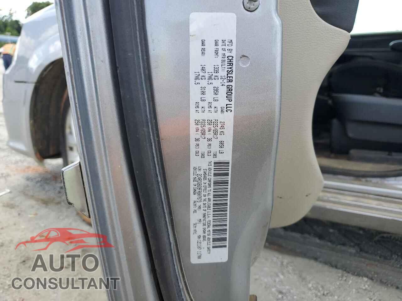 DODGE CARAVAN 2015 - 2C4RDGBG9FR607673