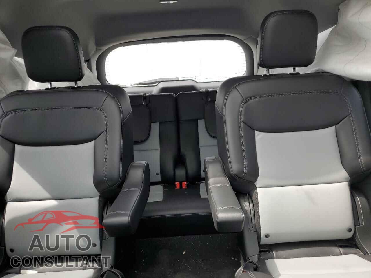 FORD EXPLORER 2023 - 1FMSK8DHXPGB08074