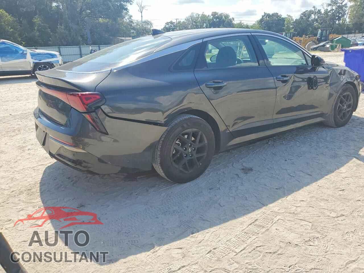 KIA K5 2026 - KNAG24J7XT5435642