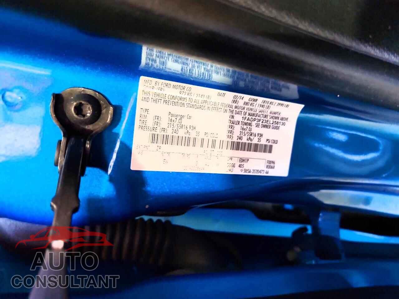 FORD FOCUS 2014 - 1FADP3F23EL258130