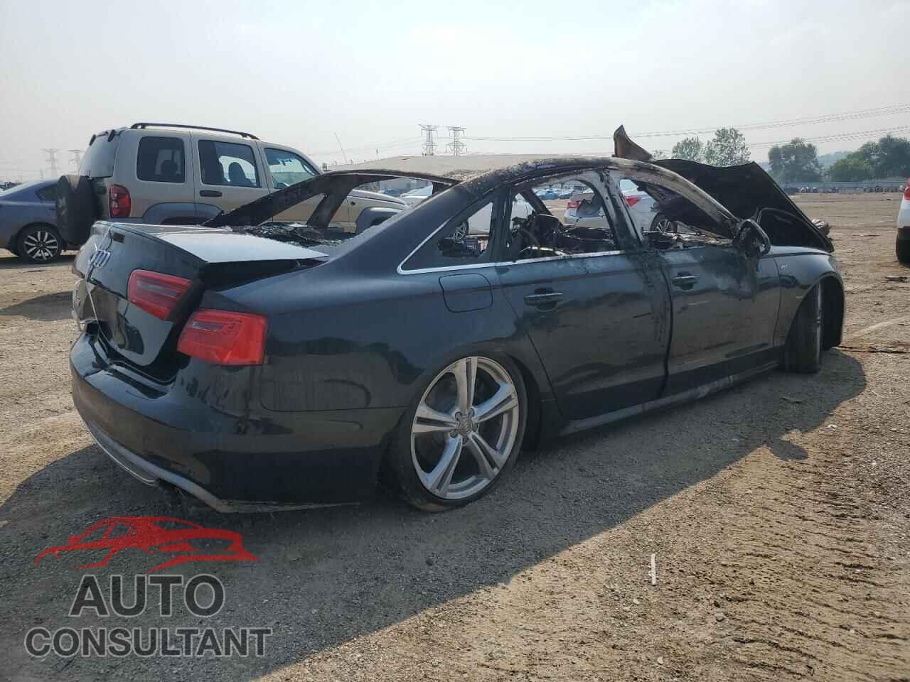 AUDI S6/RS6 2013 - WAUJ2AFC1DN139680