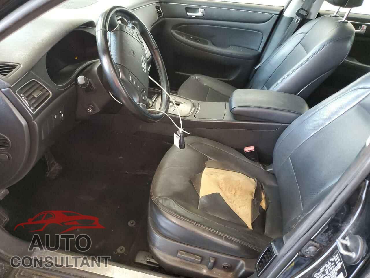 HYUNDAI GENESIS 2012 - KMHGC4DD4CU165455