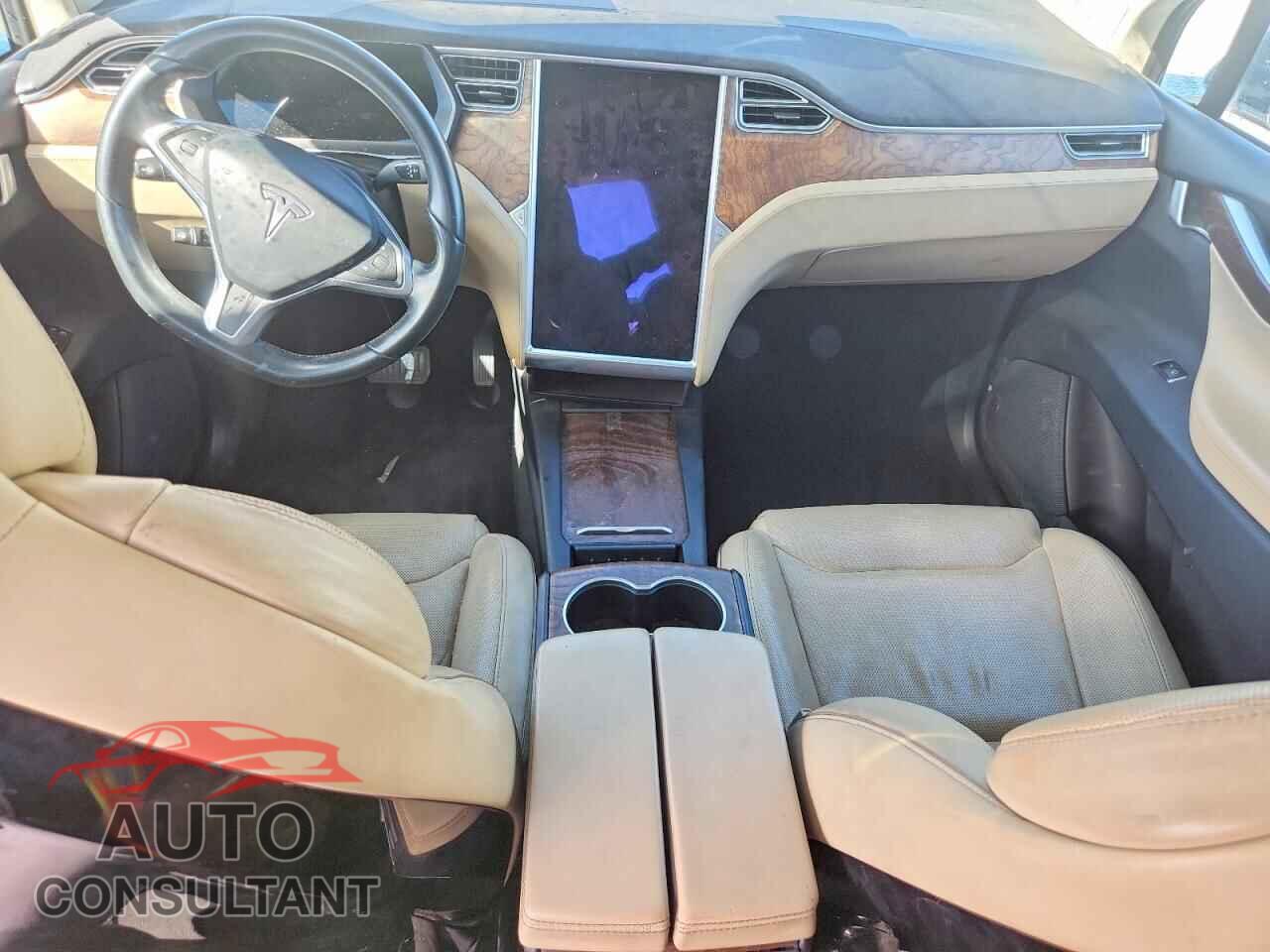 TESLA MODEL X 2016 - 5YJXCBE22GF016594