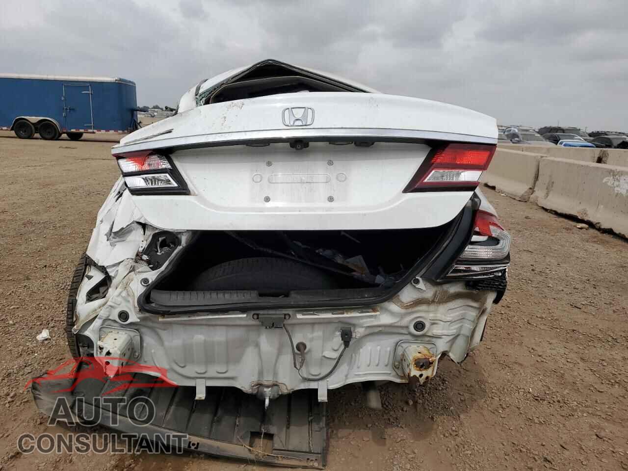 HONDA CIVIC 2015 - 19XFB2F99FE013870