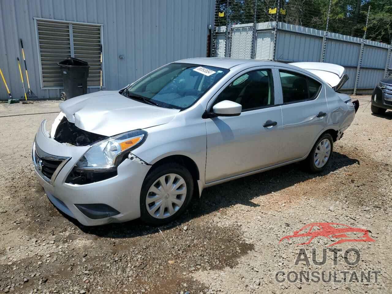 NISSAN VERSA 2019 - 3N1CN7AP5KL804077