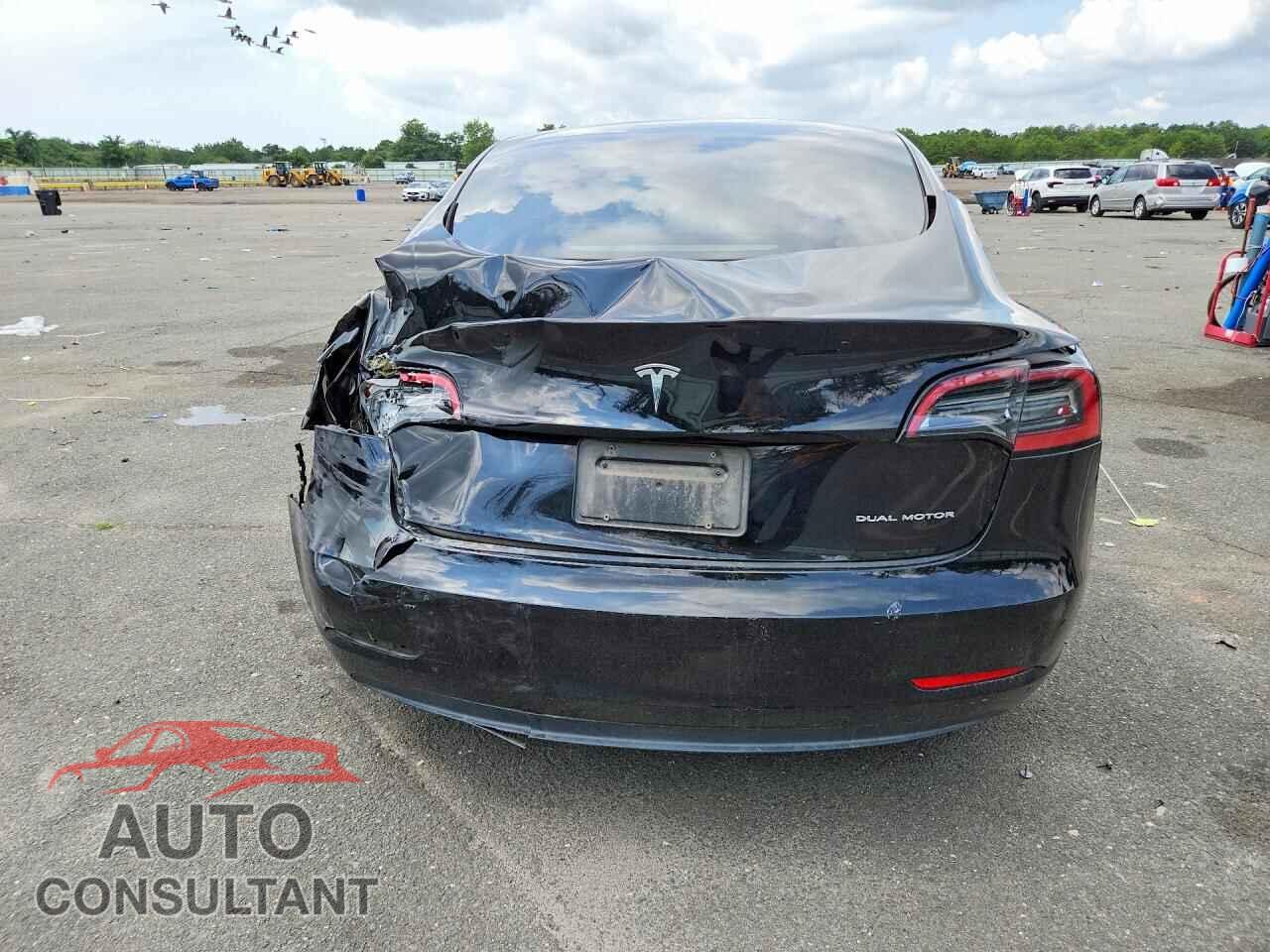 TESLA MODEL 3 2023 - 5YJ3E1EB9PF710413