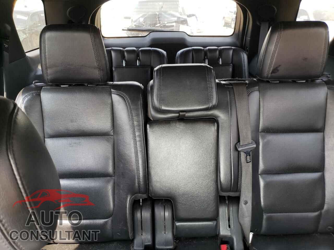 FORD EXPLORER 2013 - 1FM5K7F92DGA10827