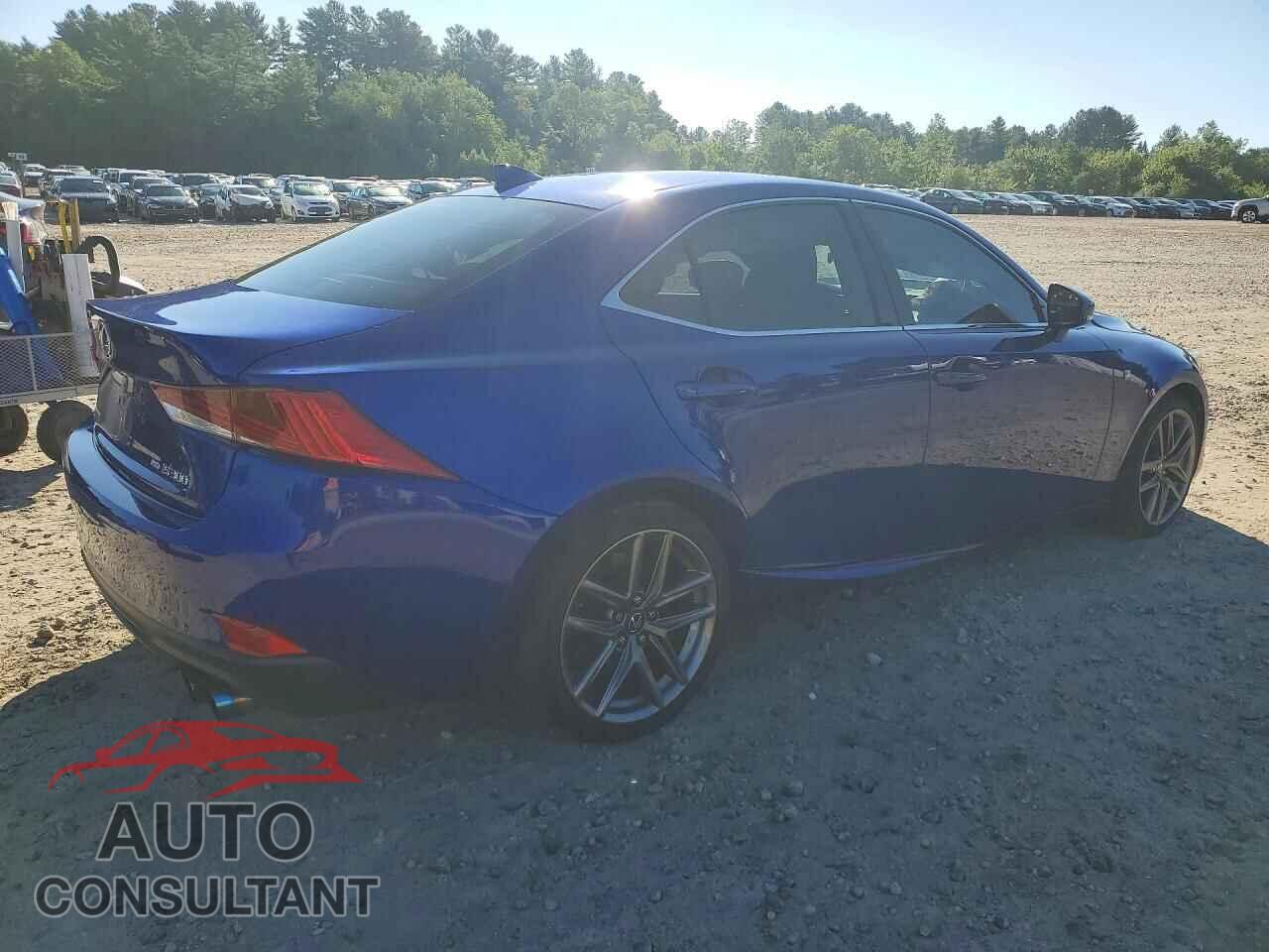 LEXUS IS 2018 - JTHC81D24J5031018