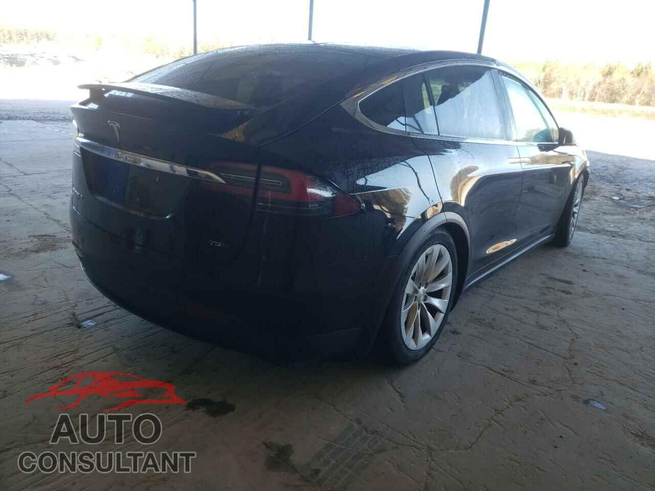 TESLA MODEL X 2016 - 5YJXCBE23GF015664