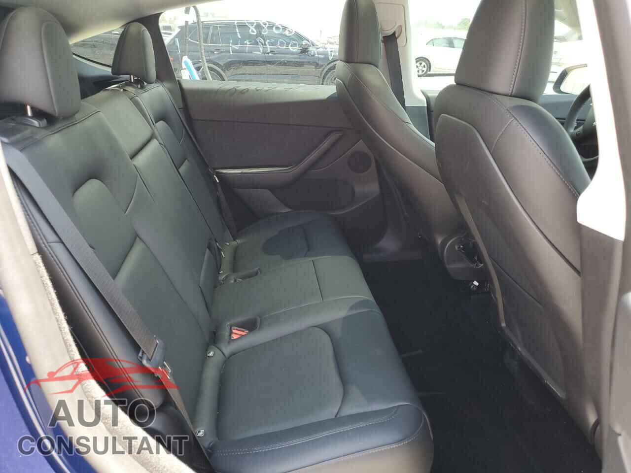 TESLA MODEL Y 2022 - 7SAYGDEE6NA007294