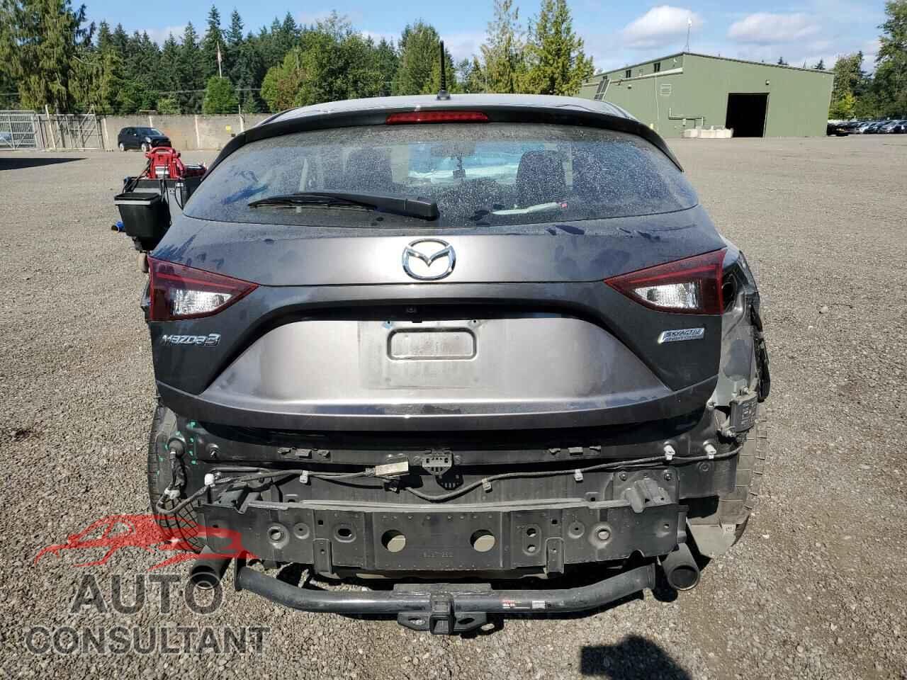 MAZDA 3 2017 - 3MZBN1L79HM120023