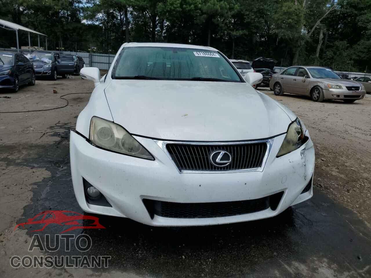 LEXUS IS 2012 - JTHCF5C27C5054827