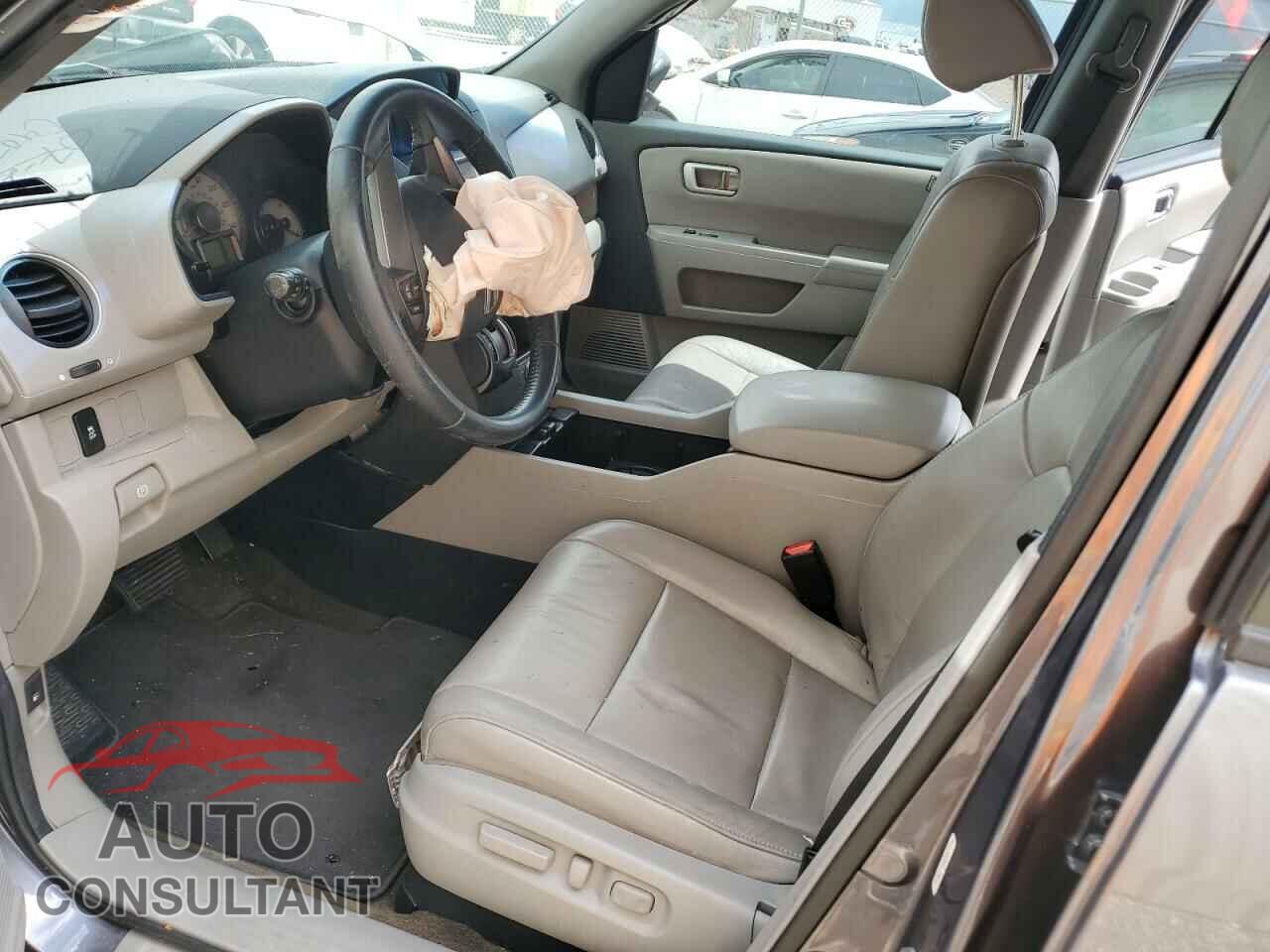 HONDA PILOT 2014 - 5FNYF3H77EB002499
