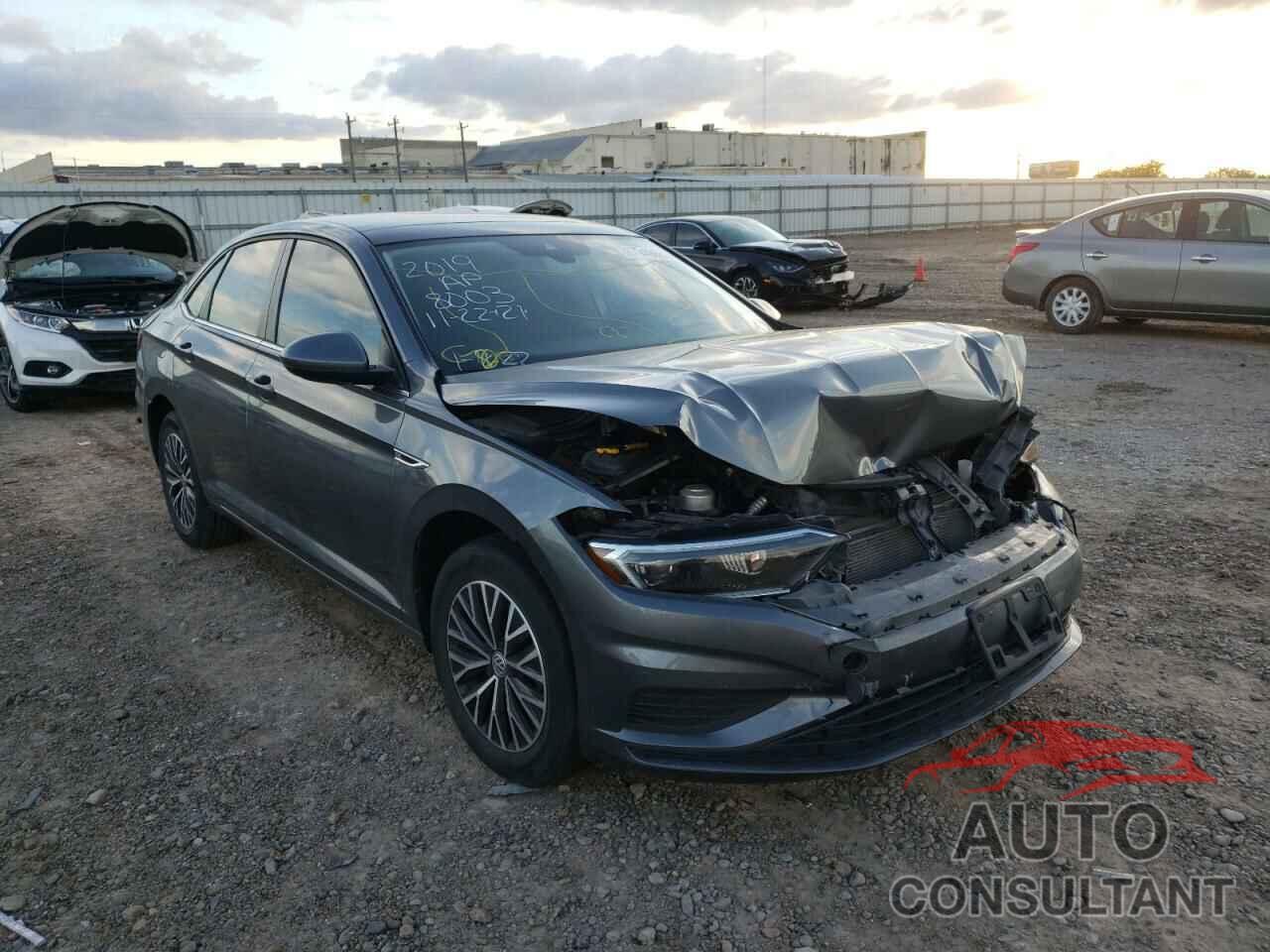 VOLKSWAGEN JETTA 2019 - 3VWE57BU6KM118003