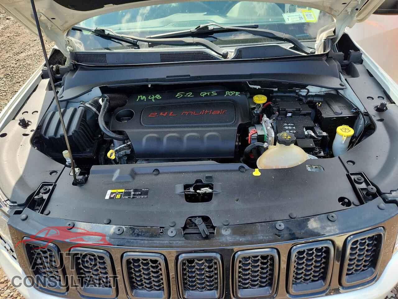 JEEP COMPASS 2017 - 3C4NJDAB2HT628117
