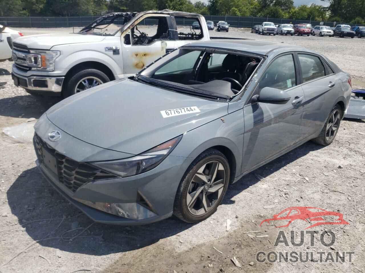 HYUNDAI ELANTRA 2022 - KMHLP4AG2NU330598