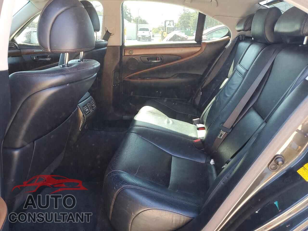 LEXUS LS460 2011 - JTHBL5EF4B5104795