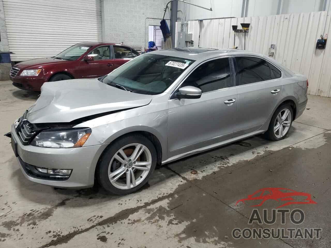 VOLKSWAGEN PASSAT 2013 - 1VWBN7A36DC040063