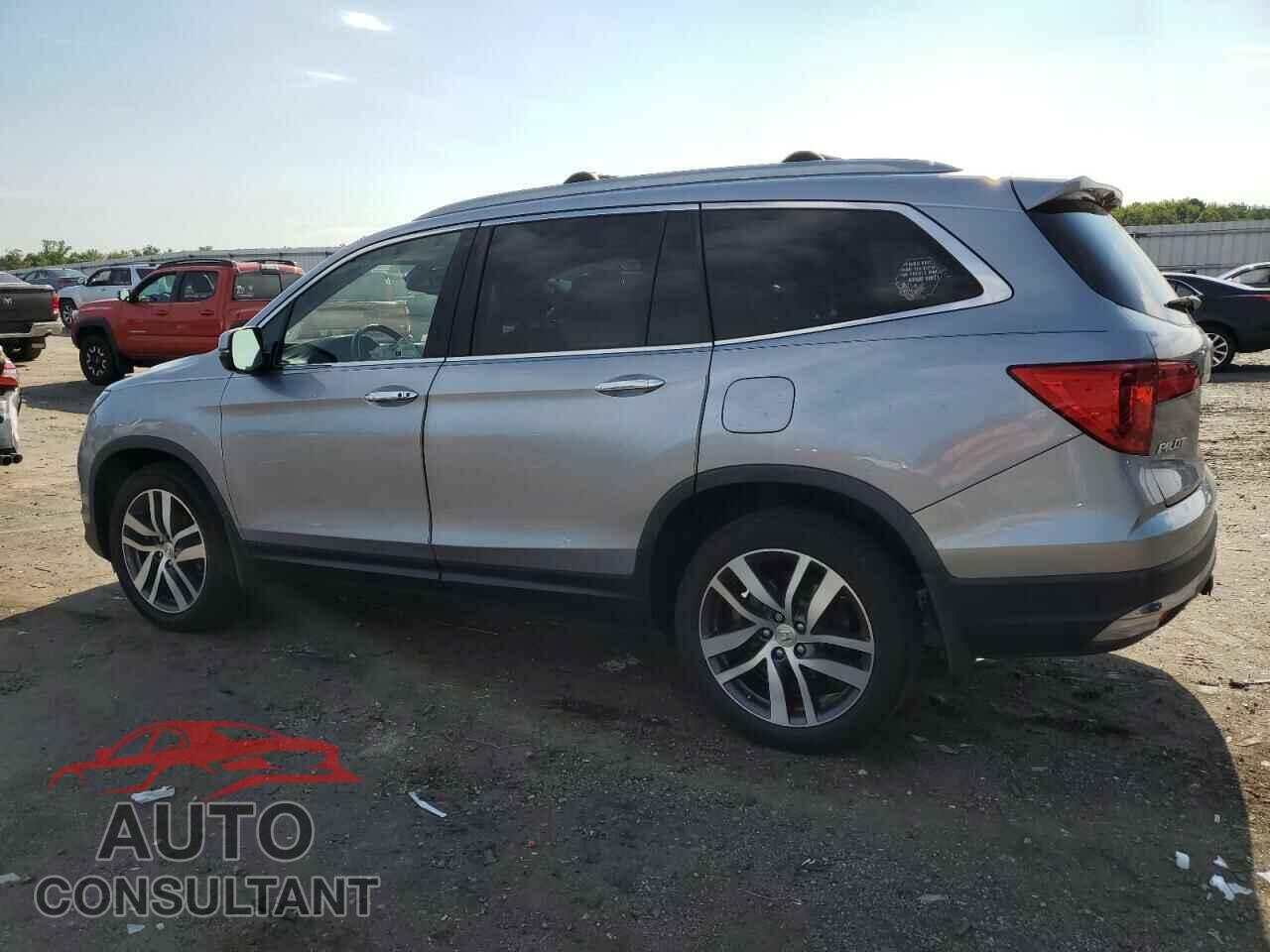 HONDA PILOT 2017 - 5FNYF6H03HB094445