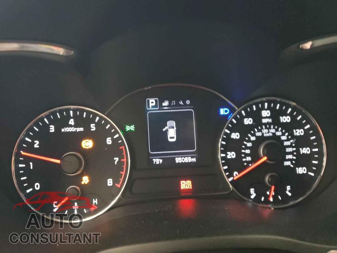KIA FORTE 2018 - 3KPFL4A75JE186776
