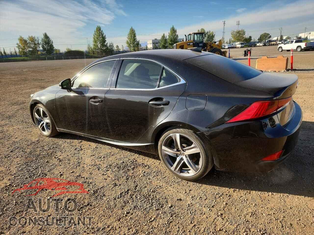 LEXUS IS 2017 - JTHCE1D25H5013971