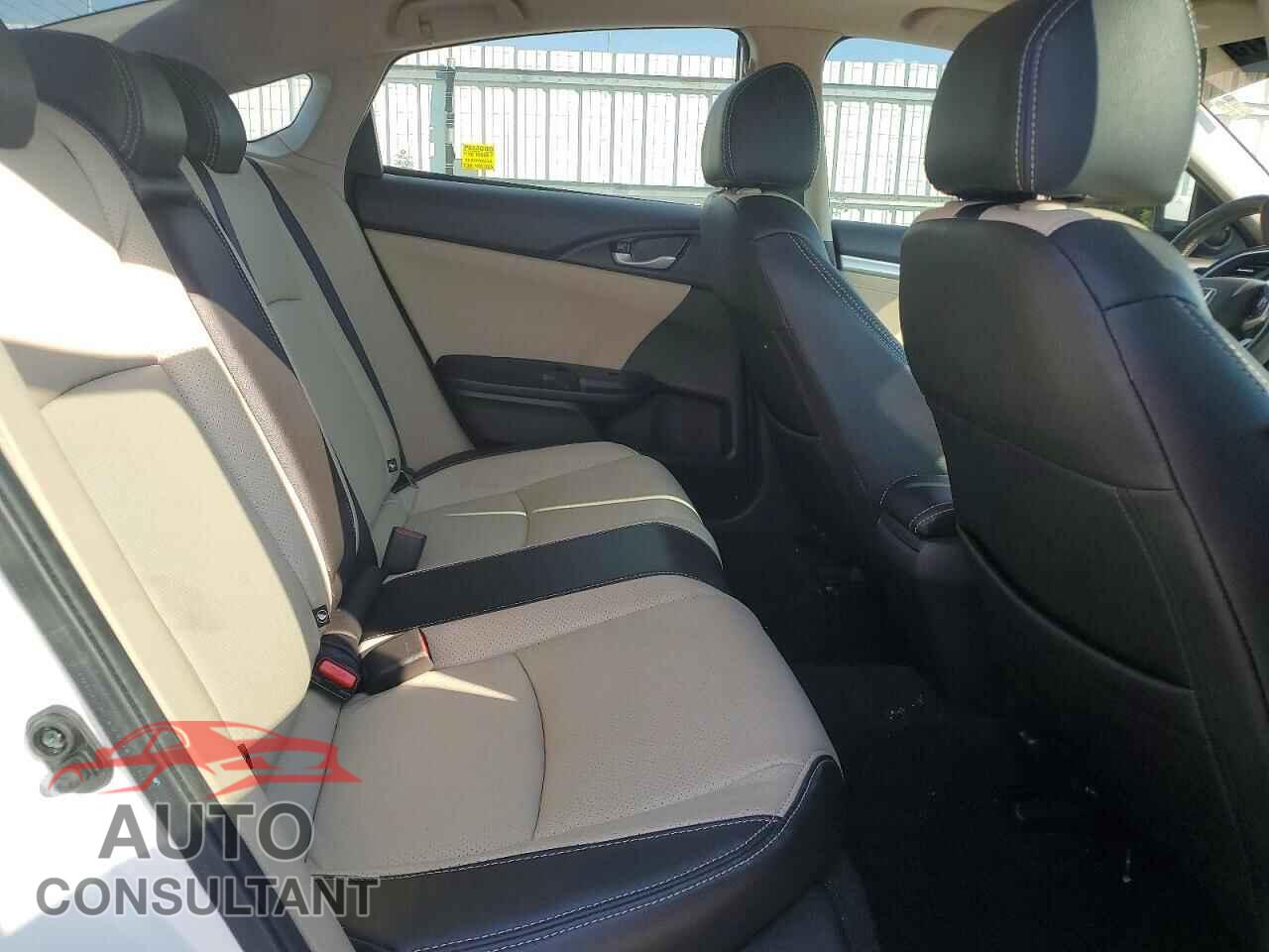 HONDA CIVIC 2019 - 19XFC1F3XKE005158