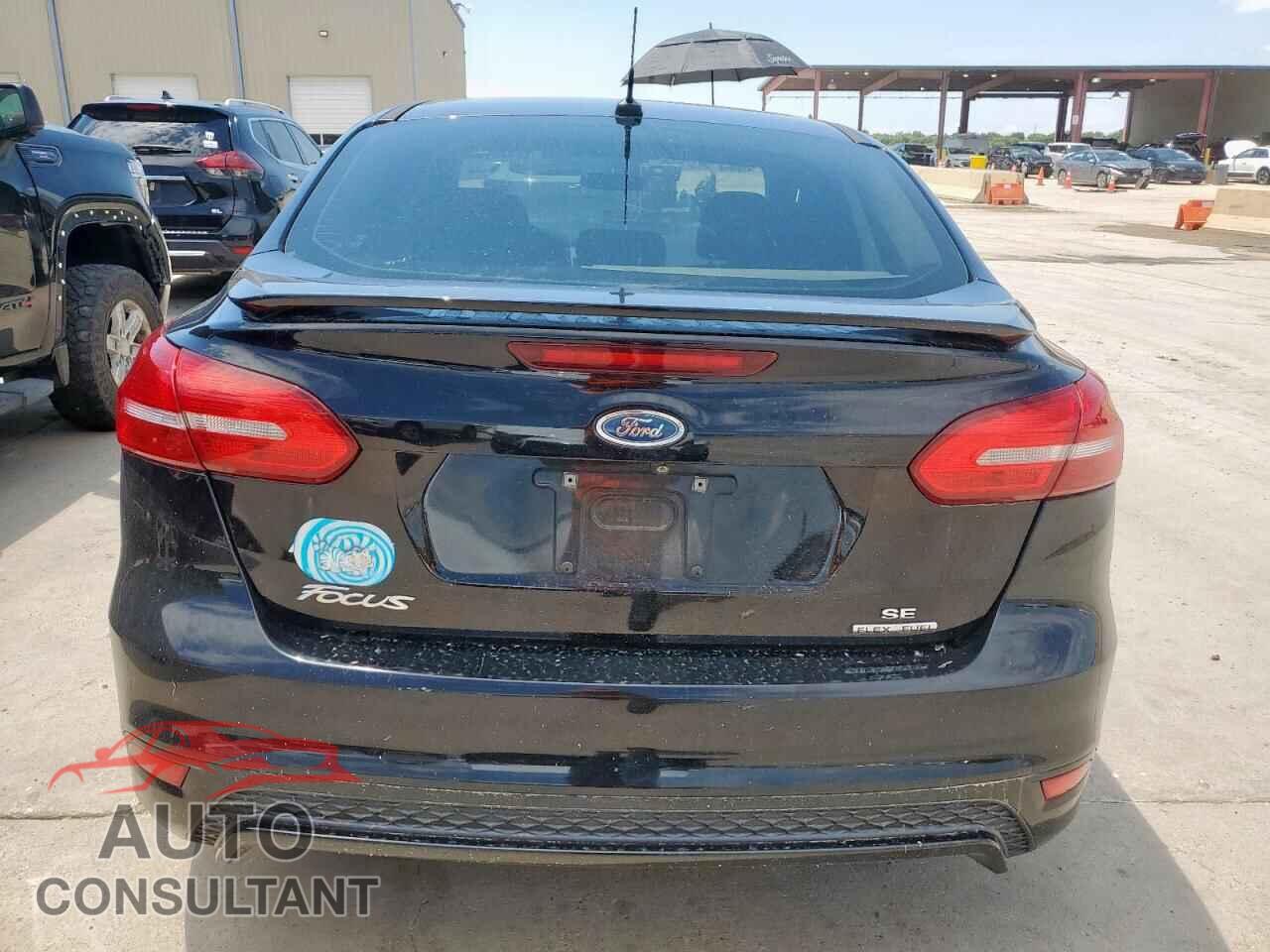 FORD FOCUS 2016 - 1FADP3F23GL324436