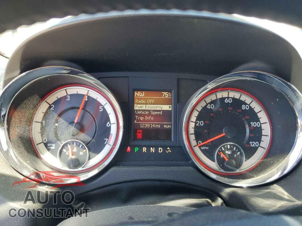 DODGE CARAVAN 2018 - 2C4RDGEG1JR345300