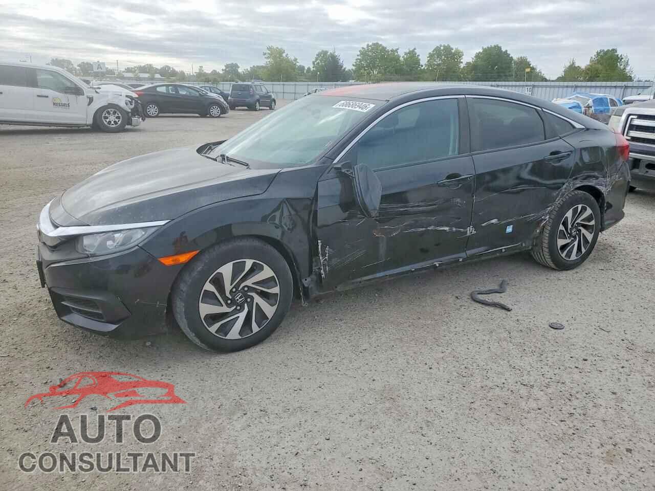 HONDA CIVIC 2017 - 2HGFC2F55HH025128