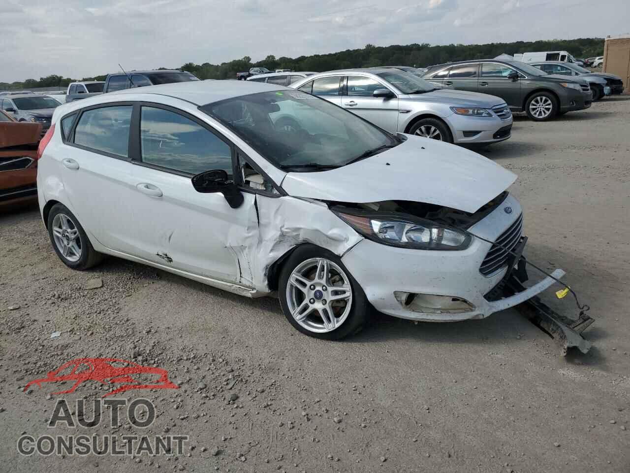 FORD FIESTA 2017 - 3FADP4EJXHM156048